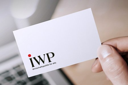 Wp 2194 IWP Business Card ok Pre scaled