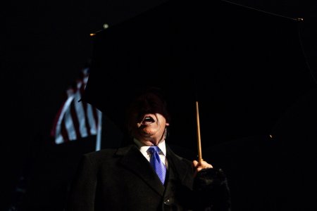 epa12639440 US President Donald Trump speaks to the press before departing the White House in Washington, DC, USA, 09 January 2026. Trump is traveling to Mar-a-Lago in Palm Beach, Florida to spend the weekend.  EPA/BONNIE CASH / POOL