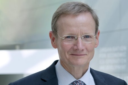 28 September  2018 Ð  DSG Ludger Schukenecht

Photos:  © Herve Cortinat/OECD