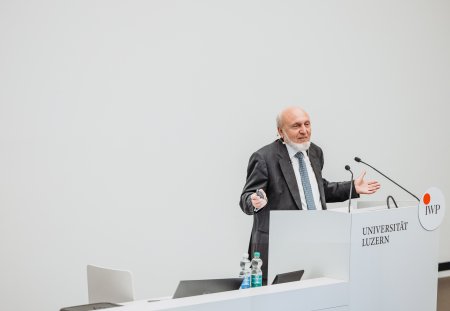 Wp 14141 2 H9 A6024 web