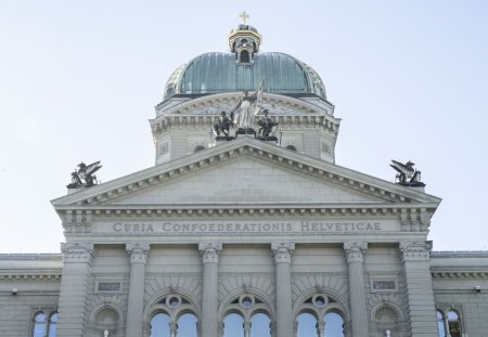 Das Bundeshaus, fotografiert am Mittwoch, 15. Maerz 2023 in Bern. Im Jahr 2023 feiert die Schweiz 175 Jahre Jubilaeum der Bundesverfassung. (KEYSTONE/Christian Beutler)